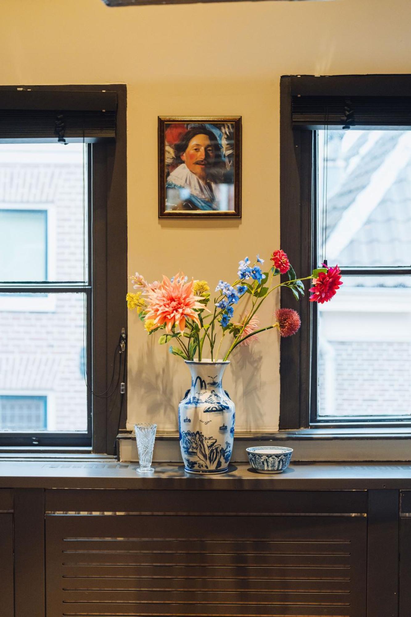 Lok Historics Luxury Art-Inspired Loft In Historic City Centre! Haarlem Kültér fotó